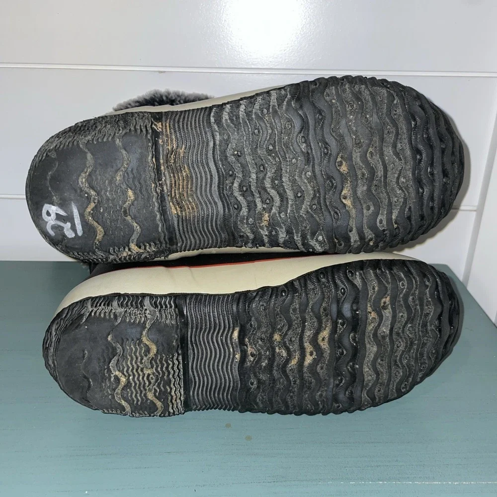 Bogs Arcata -40 Degrees Faux Fur‎ Lined Winter Boots Kids SIze 6